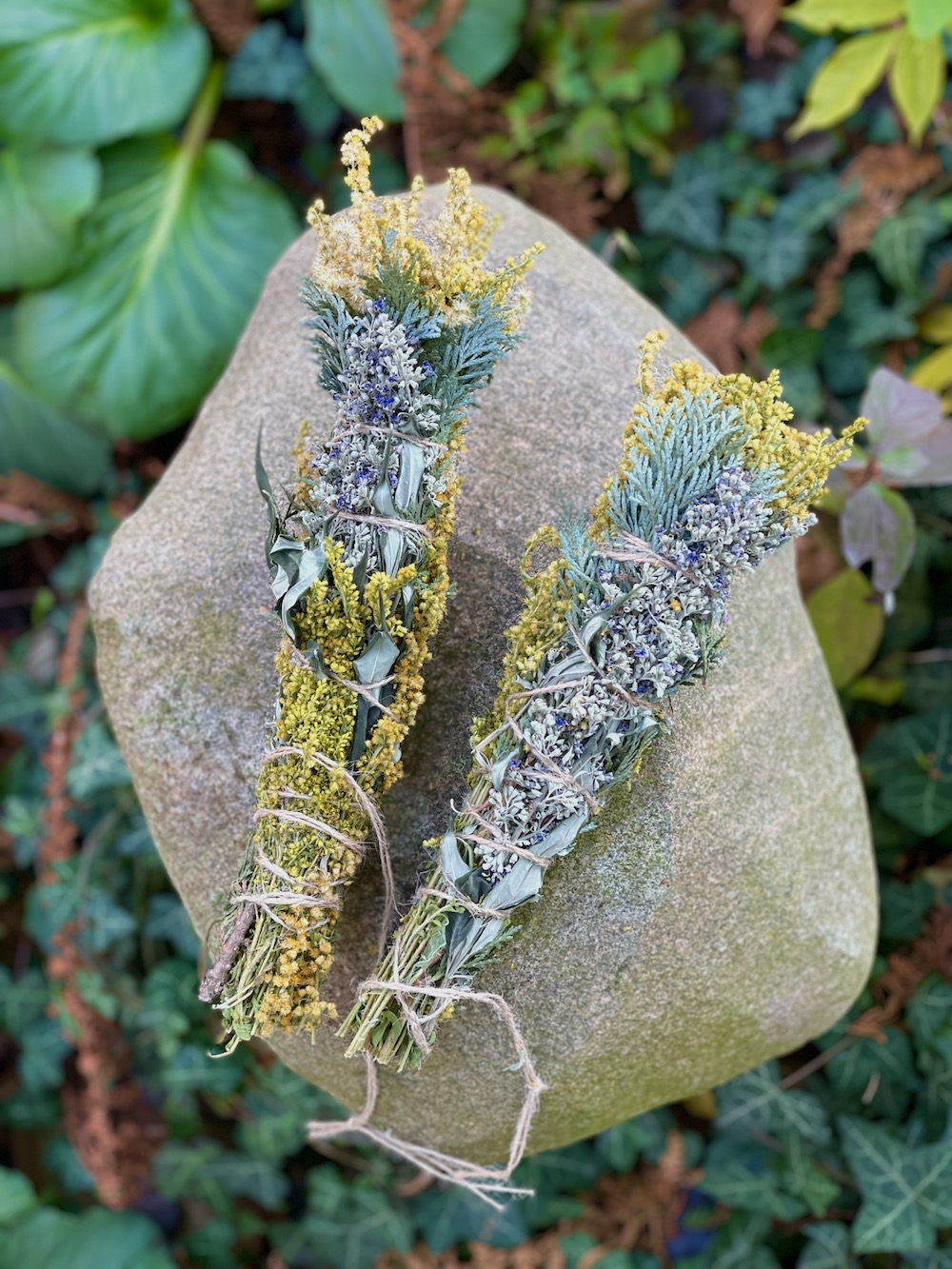 kadzidło słowiańskie przyciągające szczęście